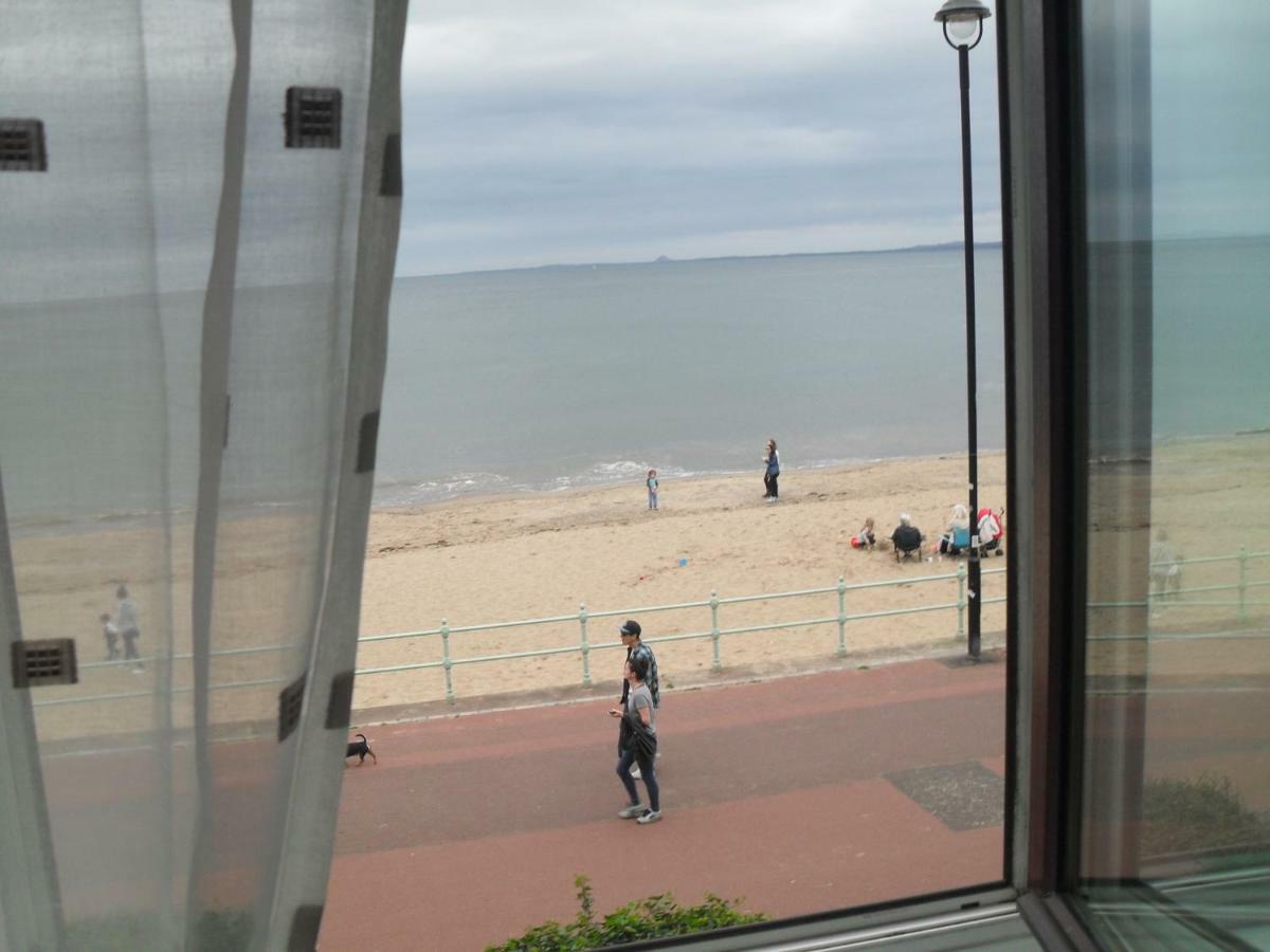 Edinburgh Beach View Apartment Buitenkant foto